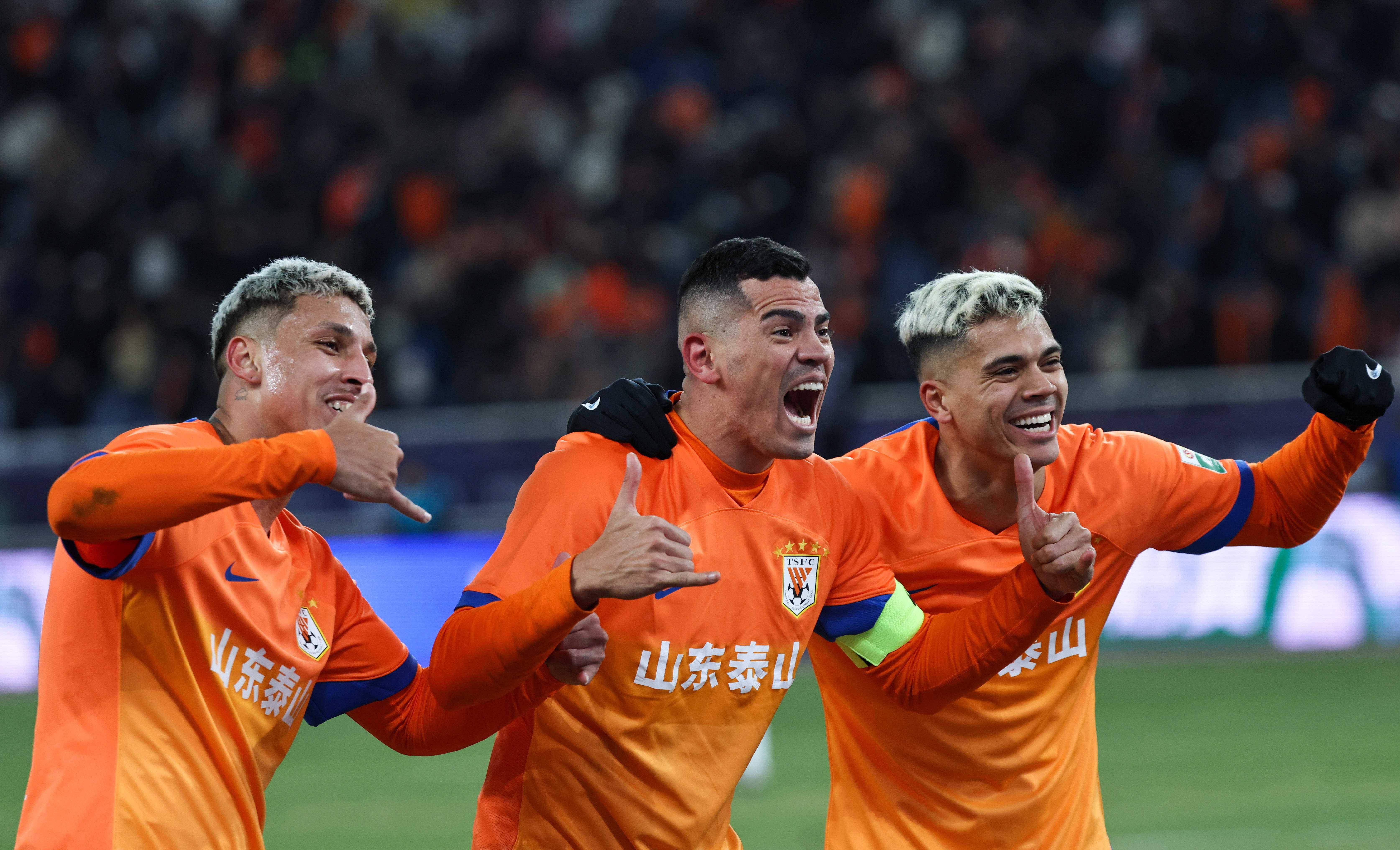 包含精湛技艺！中超球员战场上展现风采的词条