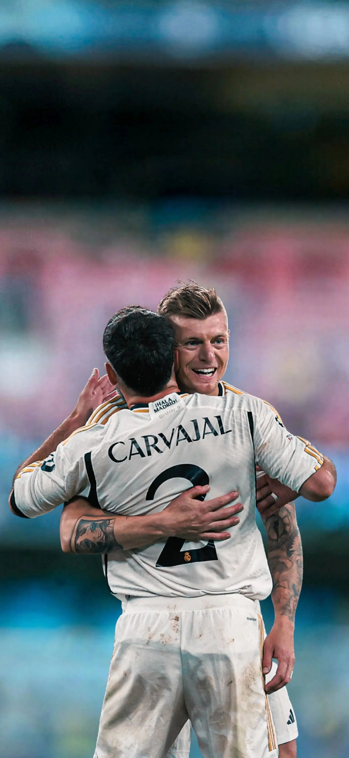 皇家马德里联赛不败，强势登顶！